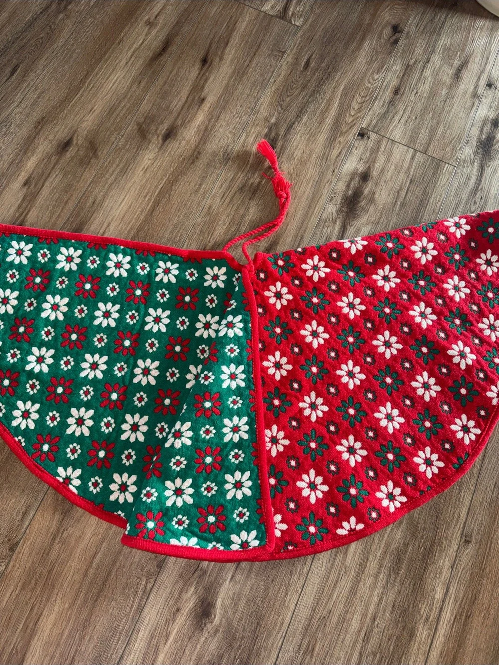 Rare Vintage Reversible wool tree skirt